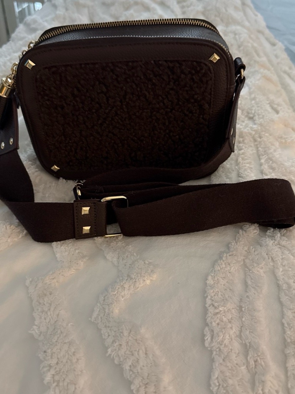 Women brown Crossbody Bag in Dark Brown with Shearling Detail